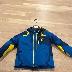 Kids Spyder size 6 ski jacket. Barely used.